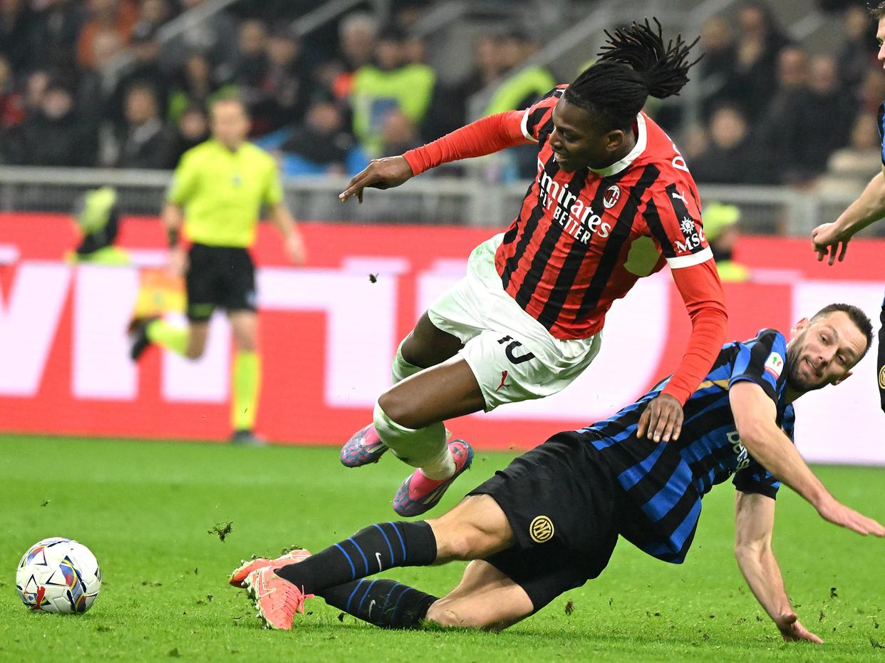 中一鸣惊人 中一鸣惊人