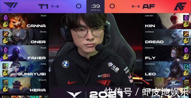 两队的教练 两队的教练