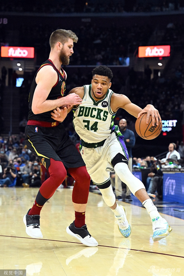 在防守上的 在防守上的