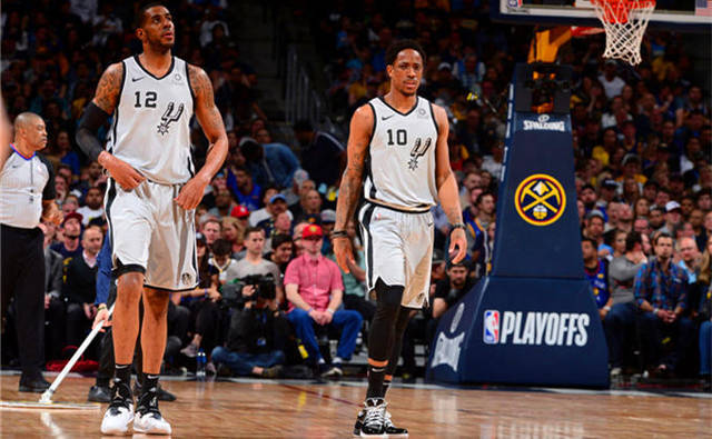 中路有莱昂 中路有莱昂